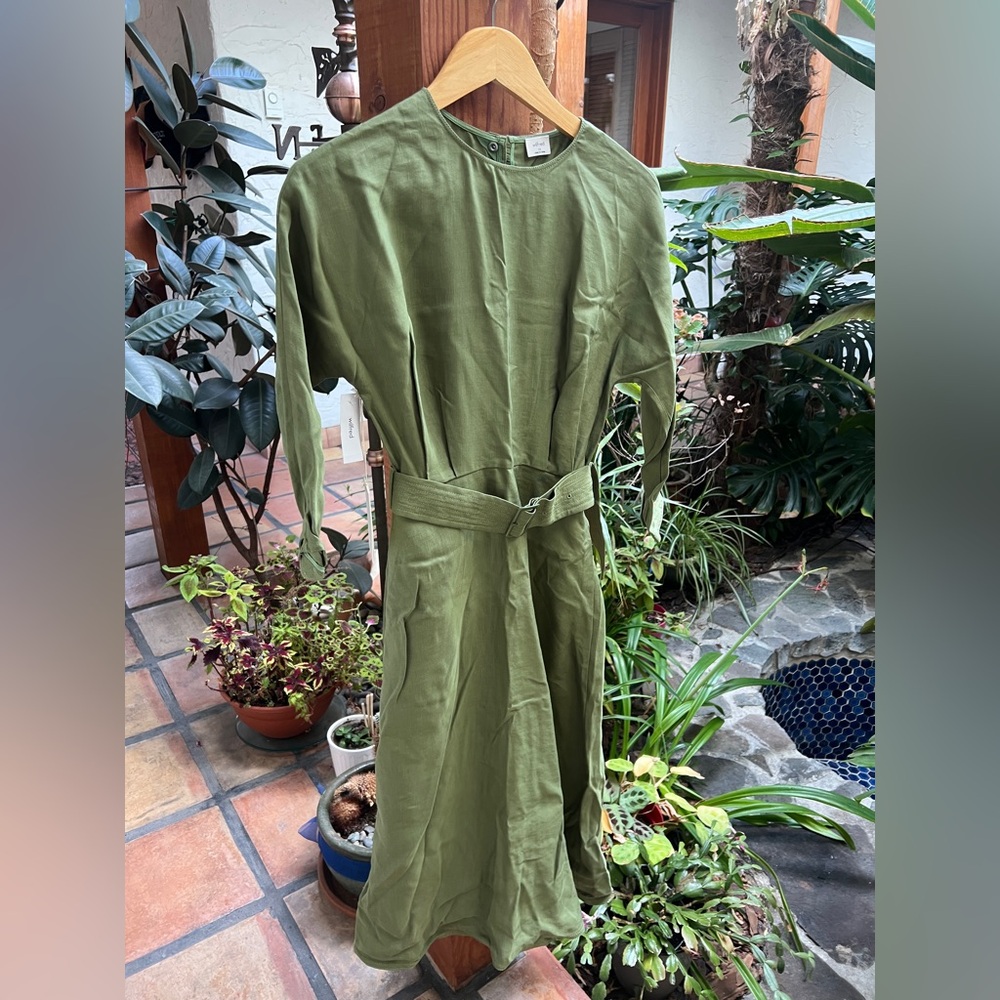 Aritzia Wilfred Elegant Green Belted Dress